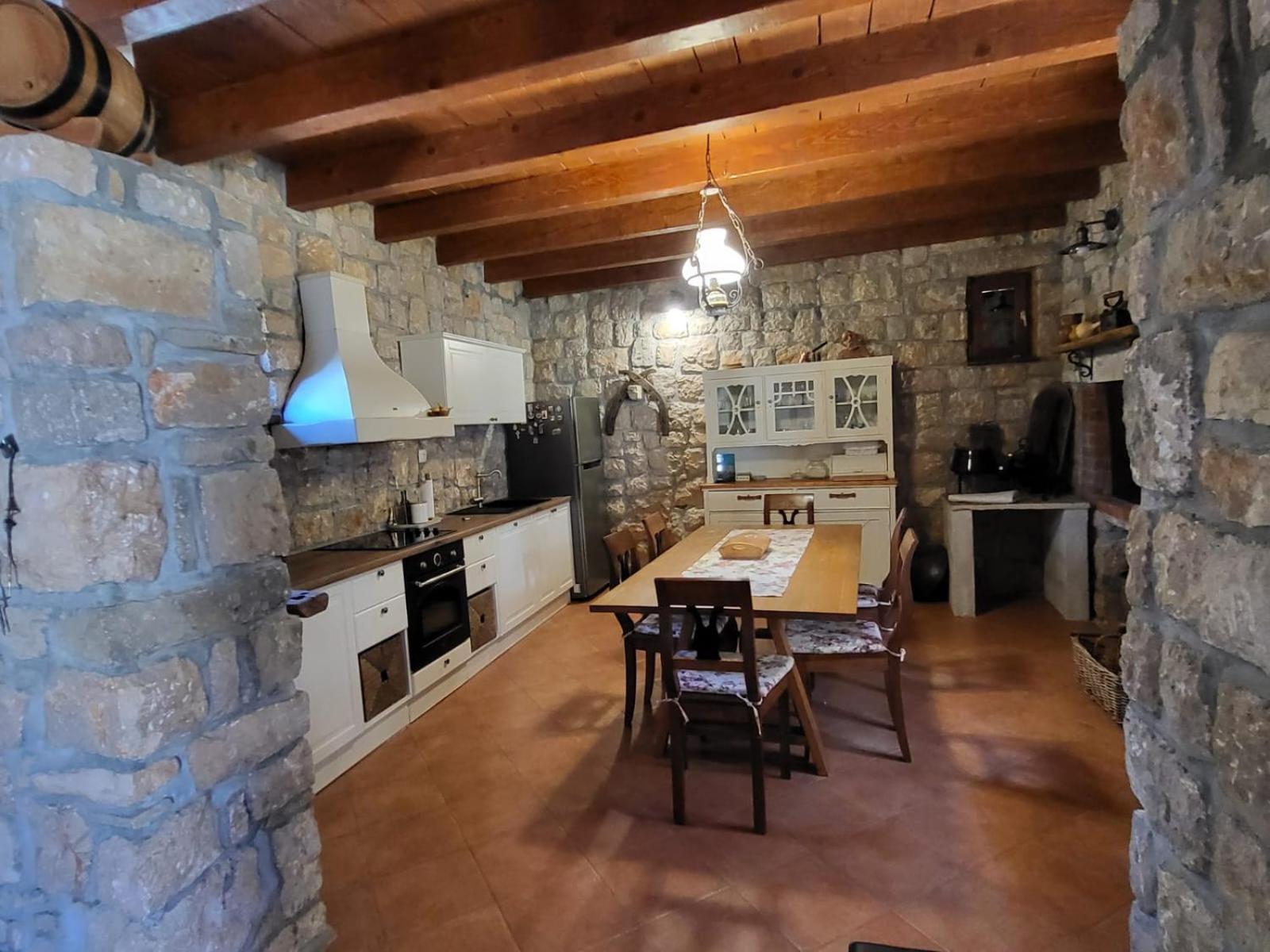 빈예라크 Stone House Knezevic 빌라 외부 사진