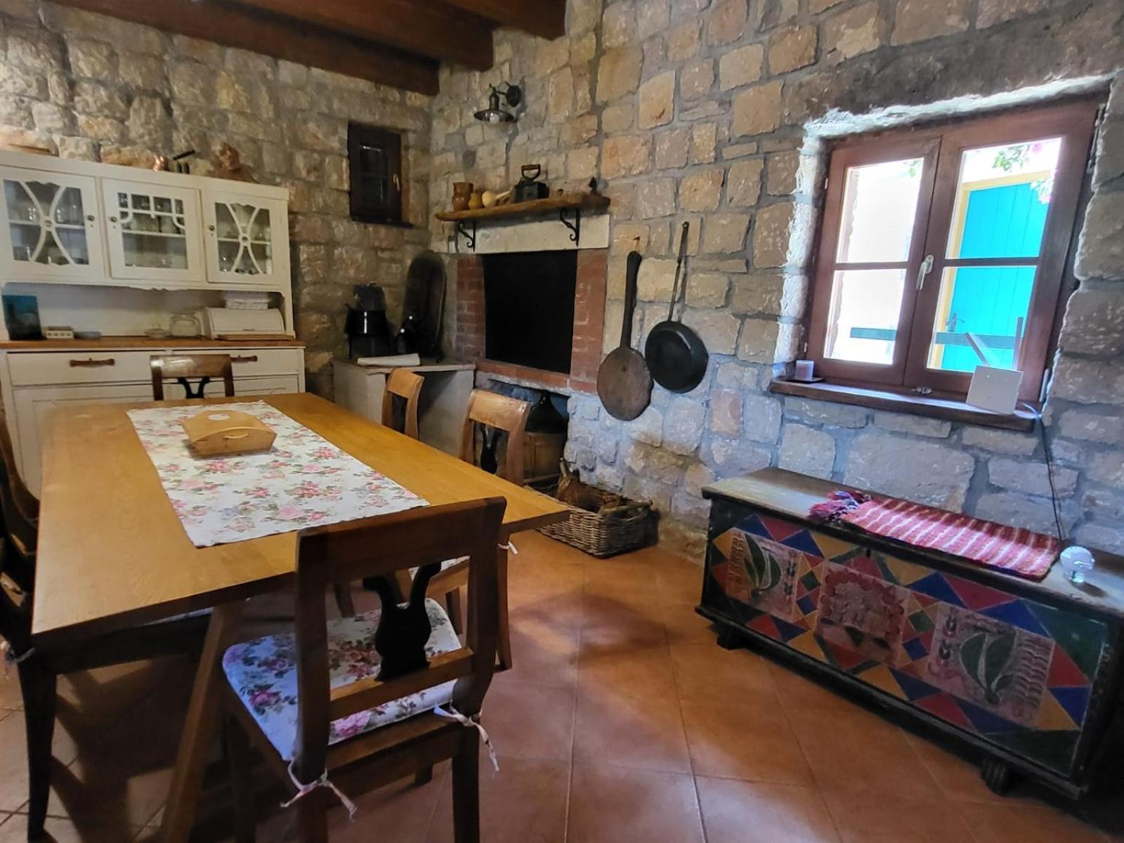 빈예라크 Stone House Knezevic 빌라 외부 사진